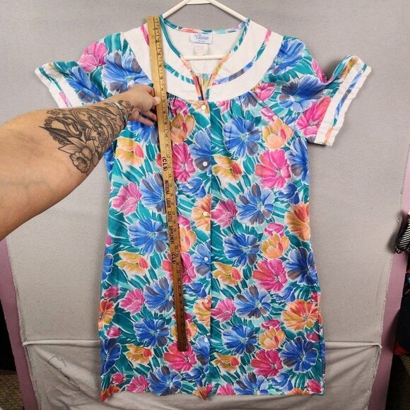 VTG  It’s a Charm House Dress Short Sleeve Button Muumuu Floral Size L - Picture 6 of 7